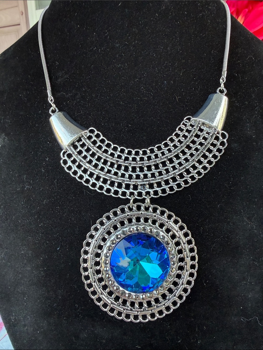 New Women’s 17” Statement Necklace with Blue Crystal Pendant